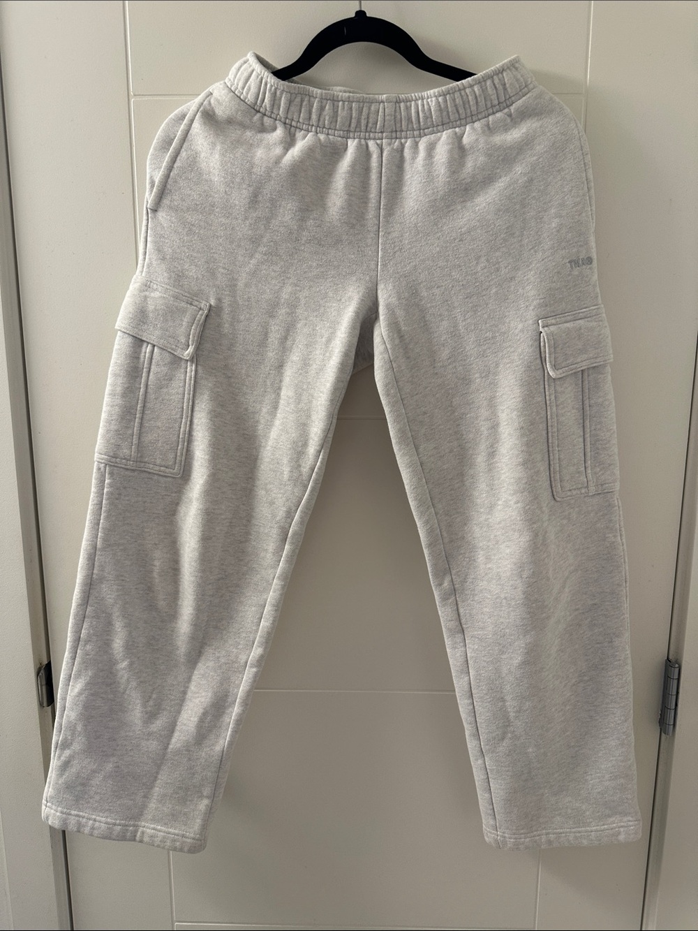 TNA Heather Gray Embroidered Logo Sweatpants (88)